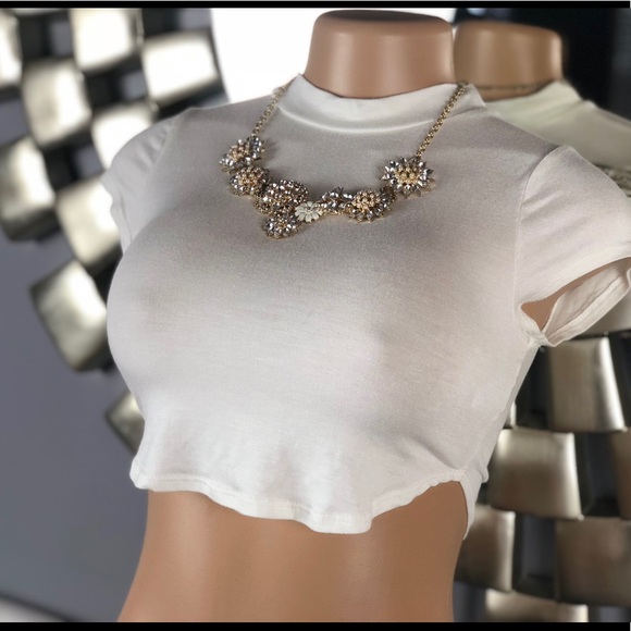 Fashion Nova Off White Short Crop Top Tee - Picture 2 of 7